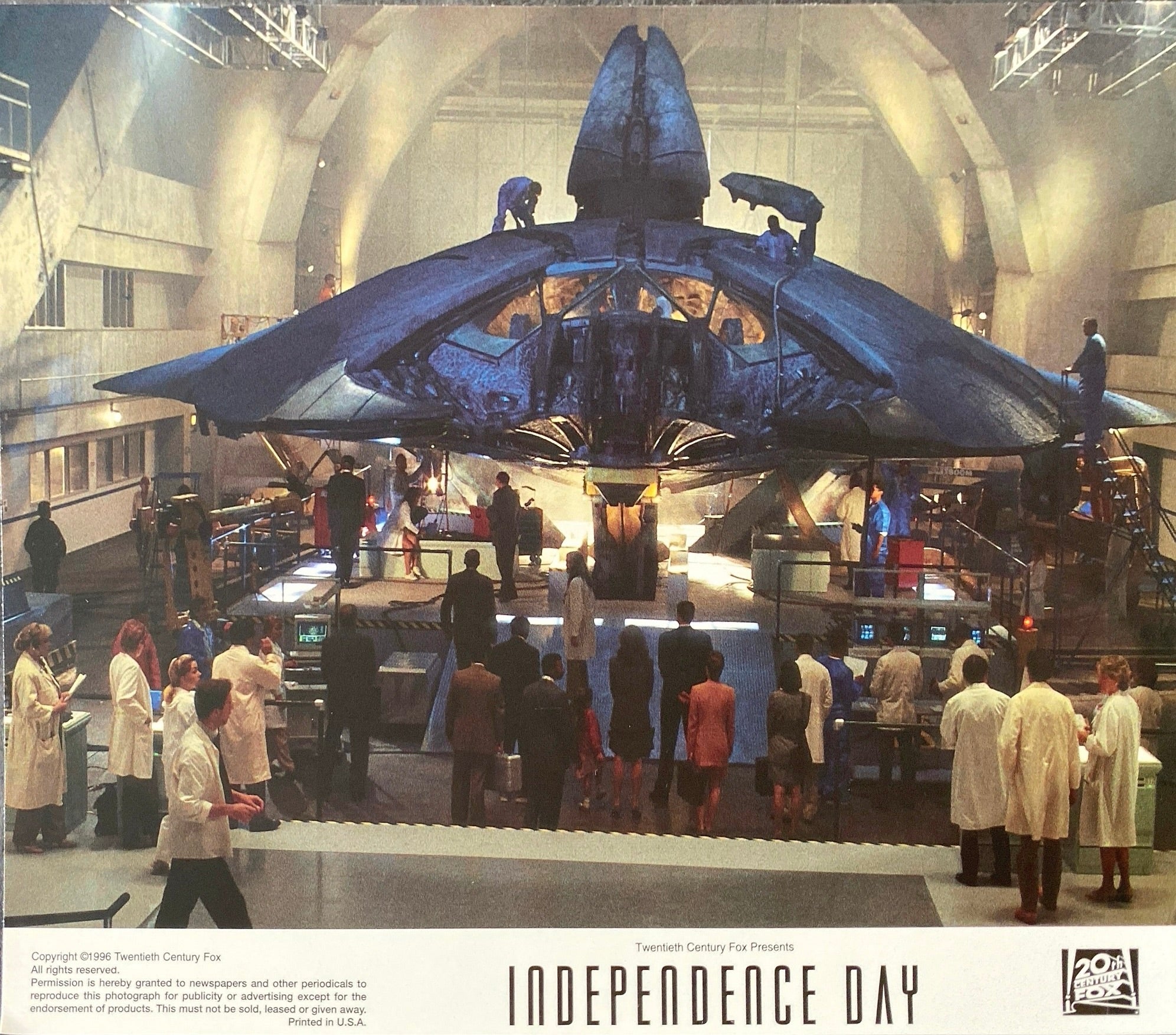 Independence Day (set of 9 stills) - Image 7